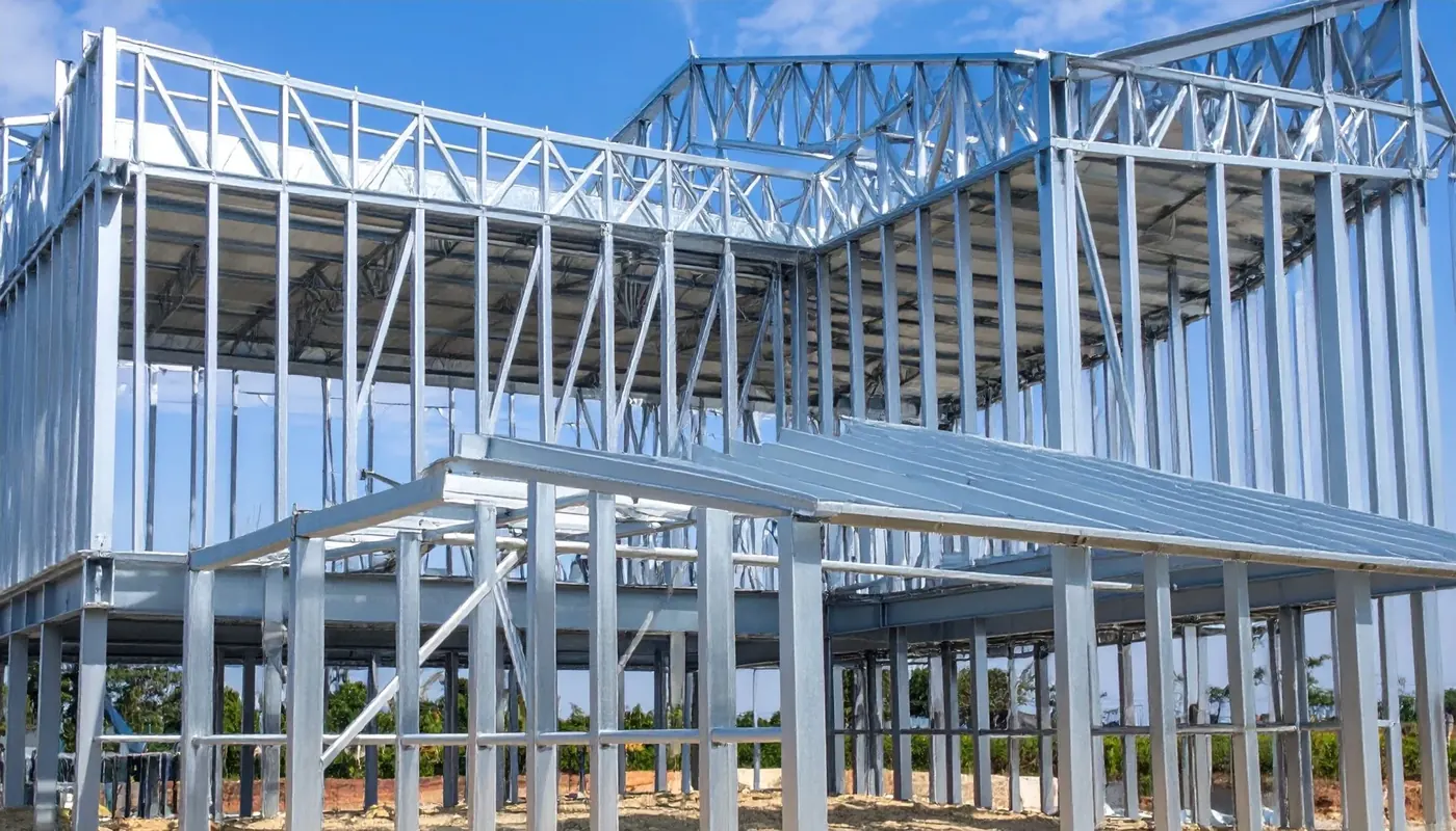 Estructura de acero ligero steel frame en construcción